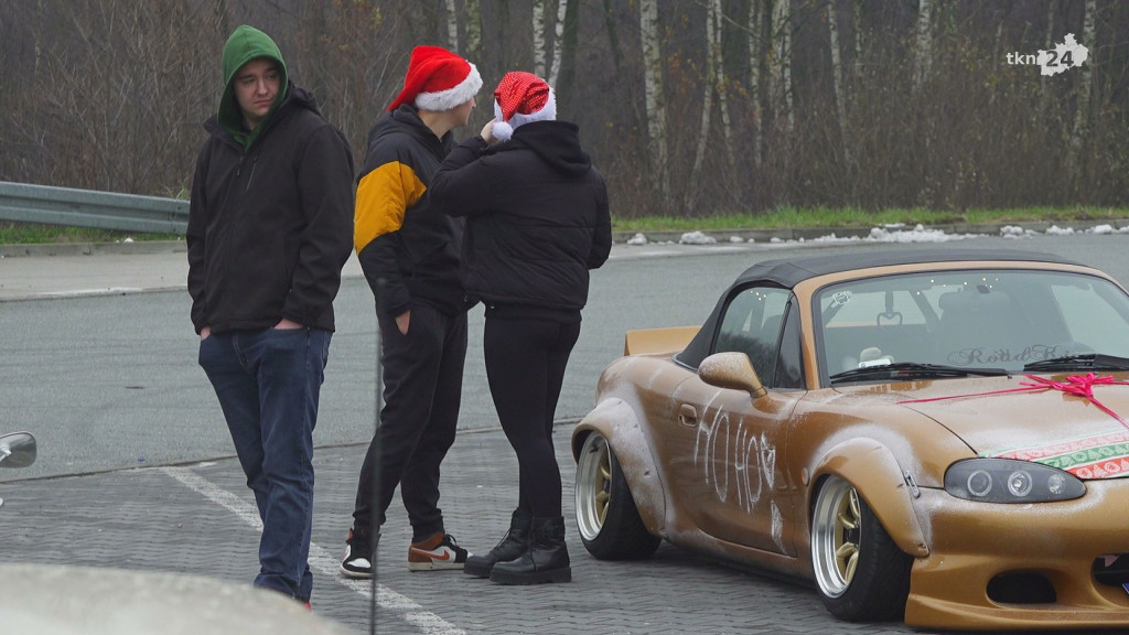 Koneccy Mikołaje 4. Fani motoryzacji znów pomagają [wideo, zdjęcia]