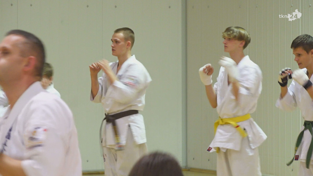 Docenili koneckich mistrzów karate [wideo, zdjęcia]