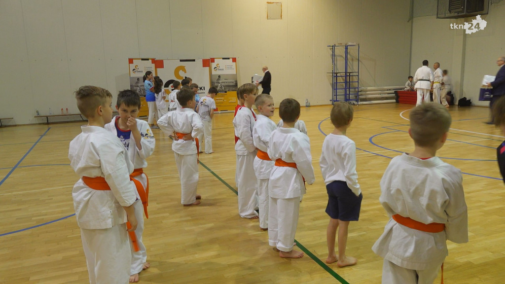 Docenili koneckich mistrzów karate [wideo, zdjęcia]