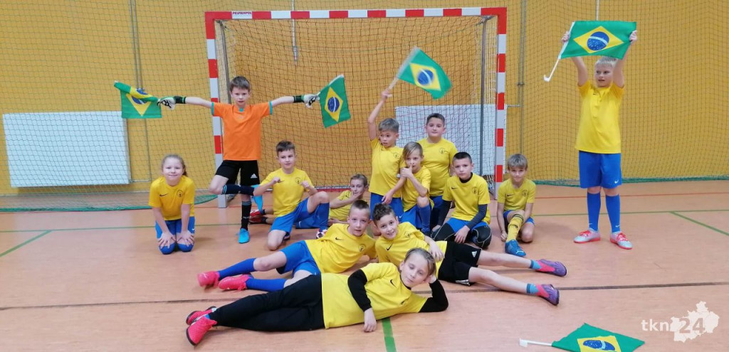 Mundialowe emocje w Fałkowie. Zagrali w futbol dla Bruna [wideo, zdjęcia]