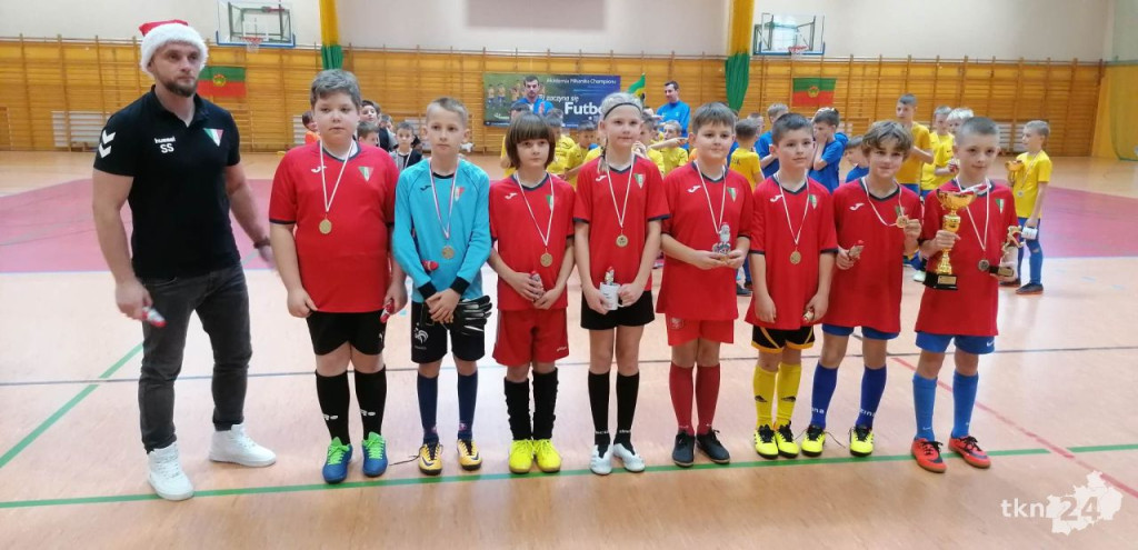 Mundialowe emocje w Fałkowie. Zagrali w futbol dla Bruna [wideo, zdjęcia]