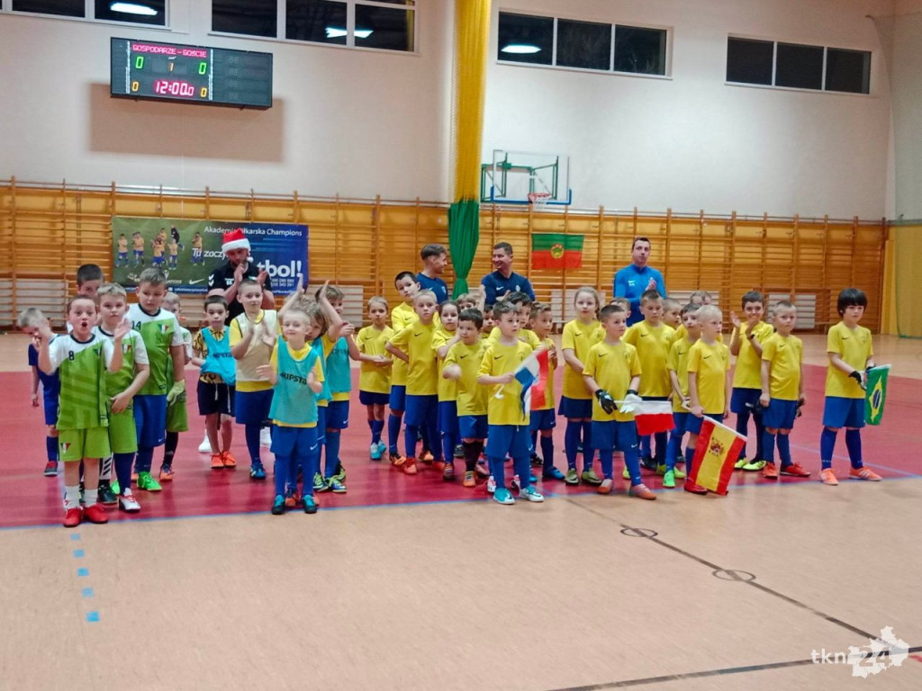Mundialowe emocje w Fałkowie. Zagrali w futbol dla Bruna [wideo, zdjęcia]