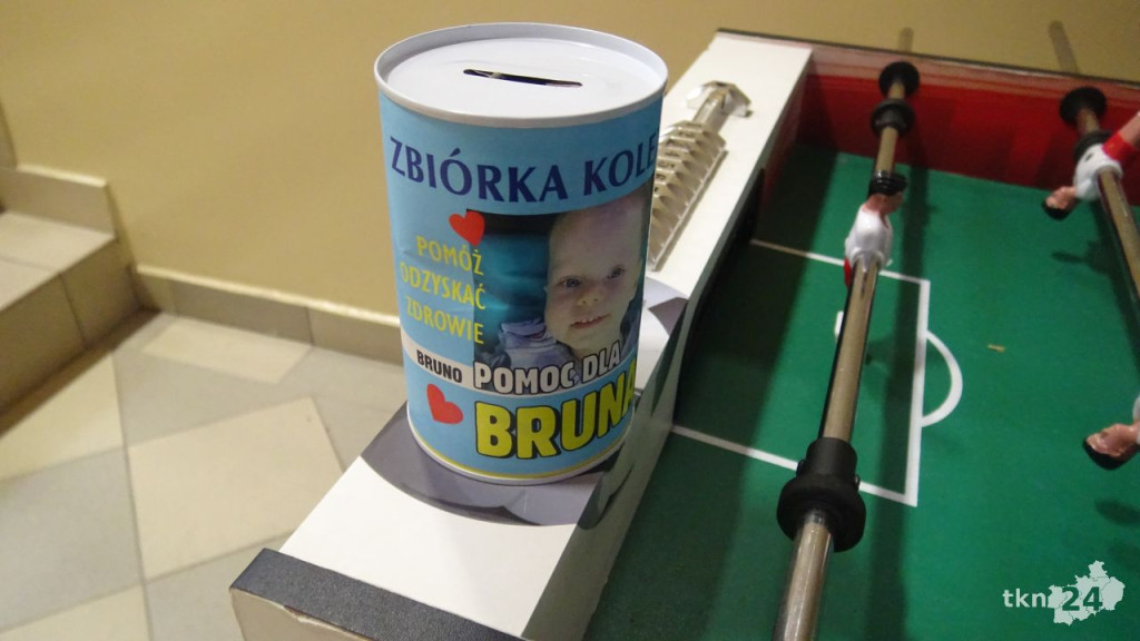 Mundialowe emocje w Fałkowie. Zagrali w futbol dla Bruna [wideo, zdjęcia]