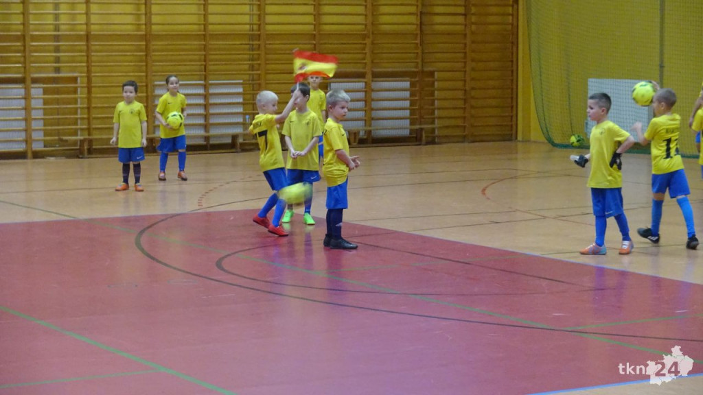 Mundialowe emocje w Fałkowie. Zagrali w futbol dla Bruna [wideo, zdjęcia]