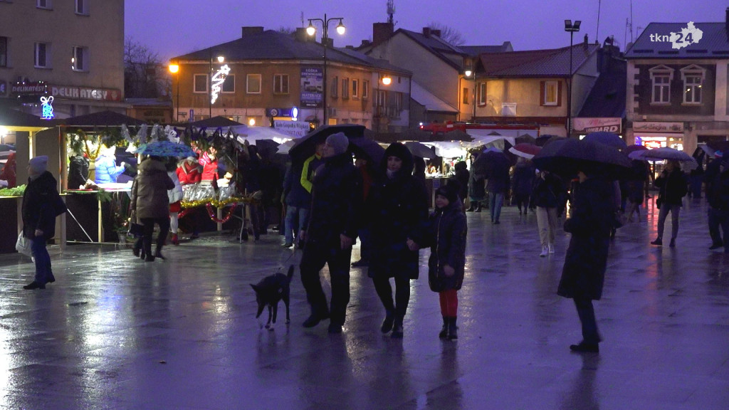 Bożonarodzeniowy cud! Miasto Końskie ożyło! [wideo, zdjęcia]