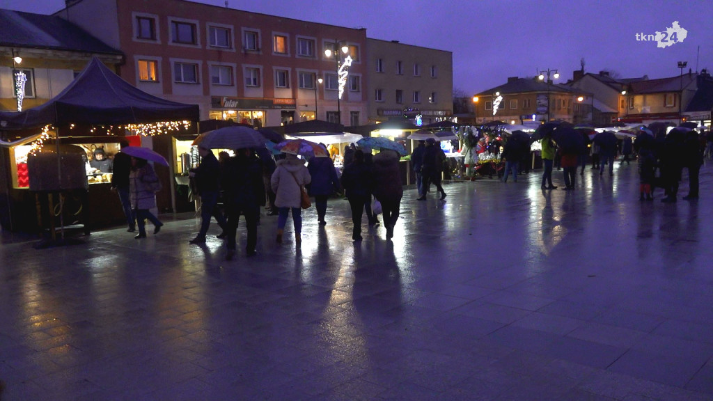 Bożonarodzeniowy cud! Miasto Końskie ożyło! [wideo, zdjęcia]