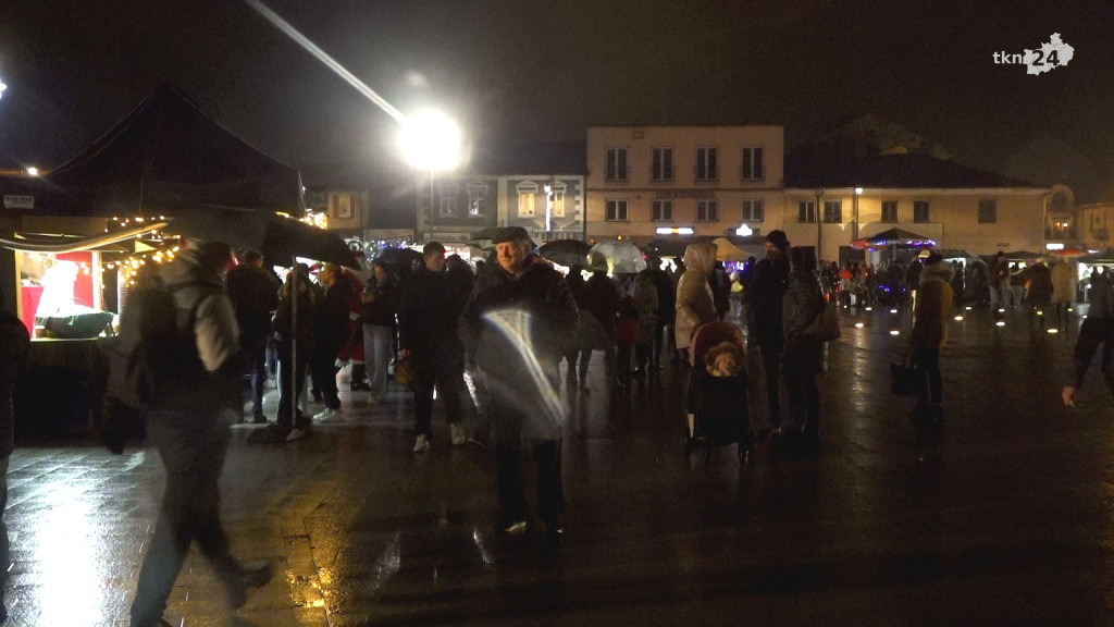 Bożonarodzeniowy cud! Miasto Końskie ożyło! [wideo, zdjęcia]