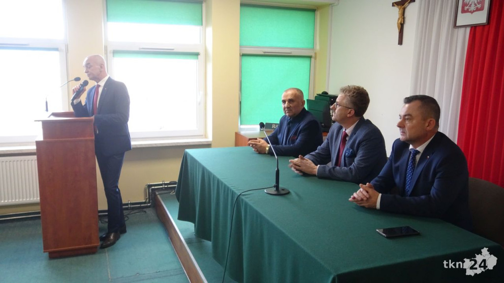 Starosta docenił stypendystów Premiera i Ministra Edukacji! [wideo, zdjęcia]