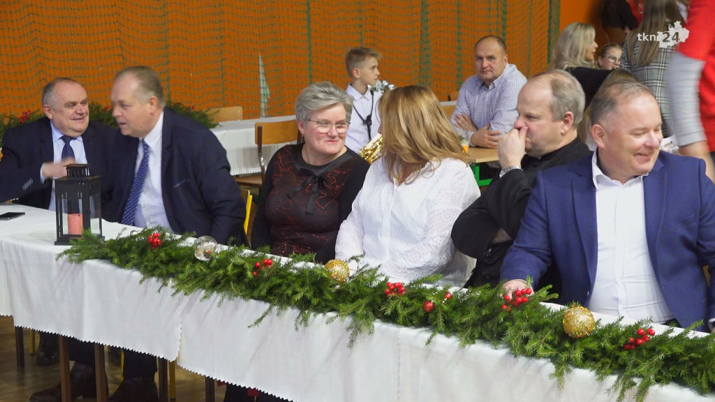 Dzień dobroczynności w Radoszycach. Dla potrzebujących rodzin i Bruna! [wideo, zdjęcia]
