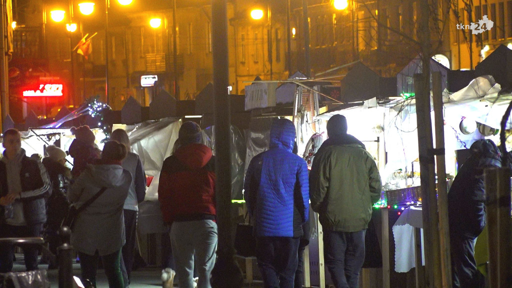 Jarmark Bożonarodzeniowy w Końskich. Tak było w trakcie tygodnia. WIDEO
