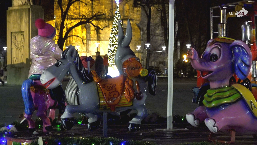 Jarmark Bożonarodzeniowy w Końskich. Tak było w trakcie tygodnia. WIDEO
