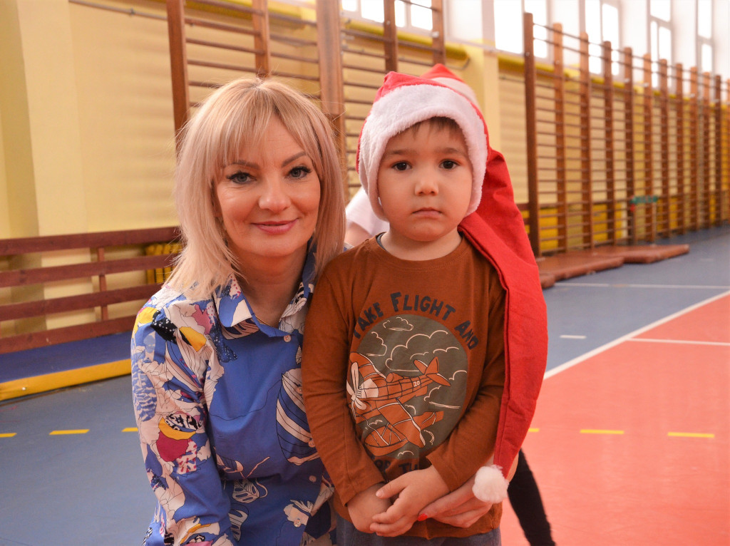 Stąporkowskie przedszkolaki rywalizowały w Mikołajkowym Turnieju Sportowym [zdjęcia]