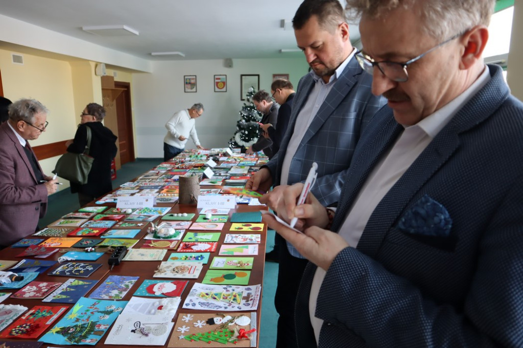 Wielkie zainteresowanie konkursem na kartkę świąteczną! Są rozstrzygnięcia [zdjęcia]