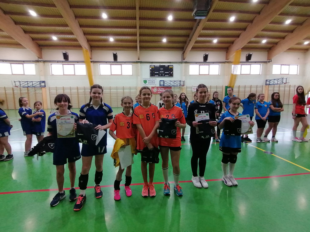 Olimpia zaprosiła do mikołajkowego grania [zdjęcia]