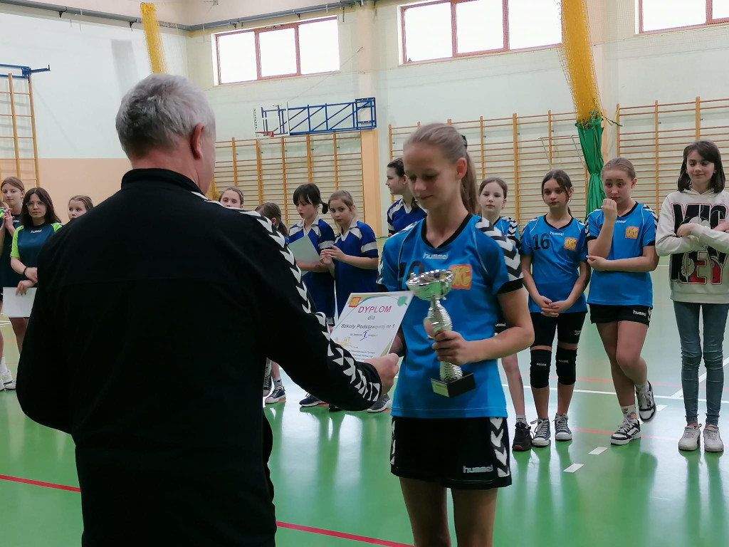 Olimpia zaprosiła do mikołajkowego grania [zdjęcia]