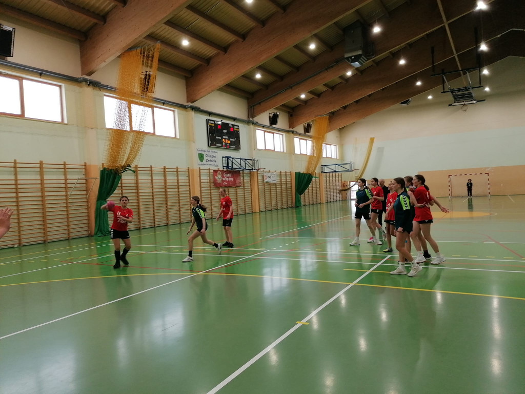 Olimpia zaprosiła do mikołajkowego grania [zdjęcia]