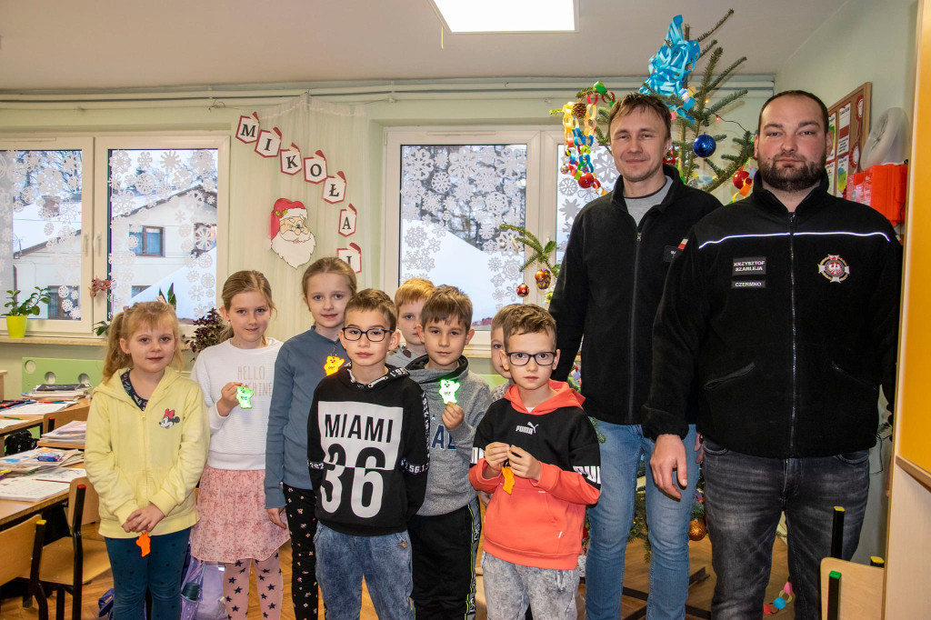 Czermińscy strażacy integrują i edukują na święta [wideo, zdjęcia]