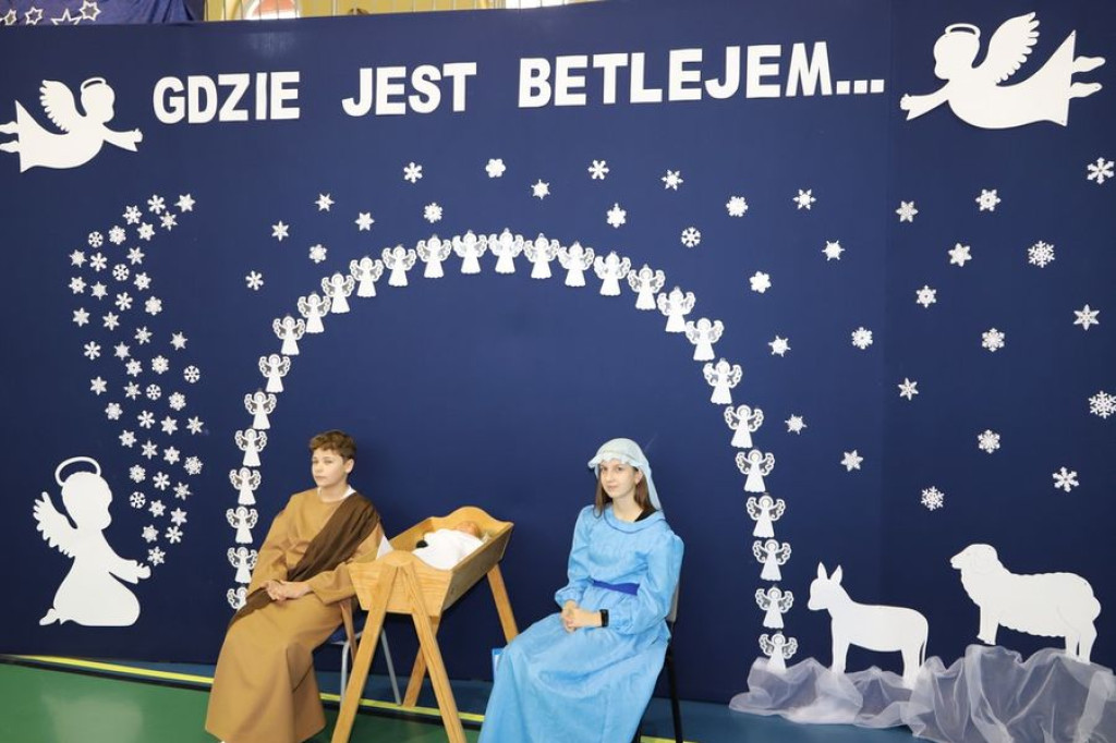 Spotkanie wigilijne w Szkole Podstawowej w Królewcu [zdjęcia]
