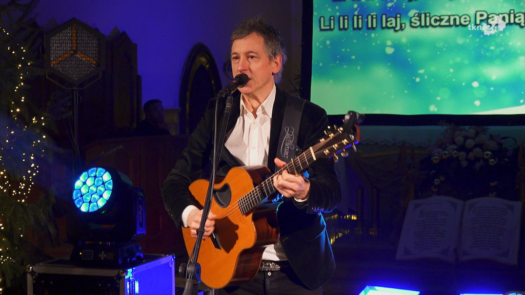 Piękny zimowy koncert Macieja Miecznikowskiego w Końskich [wideo, zdjęcia]