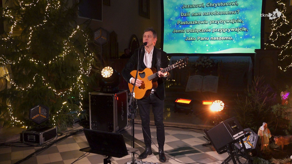 Piękny zimowy koncert Macieja Miecznikowskiego w Końskich [wideo, zdjęcia]