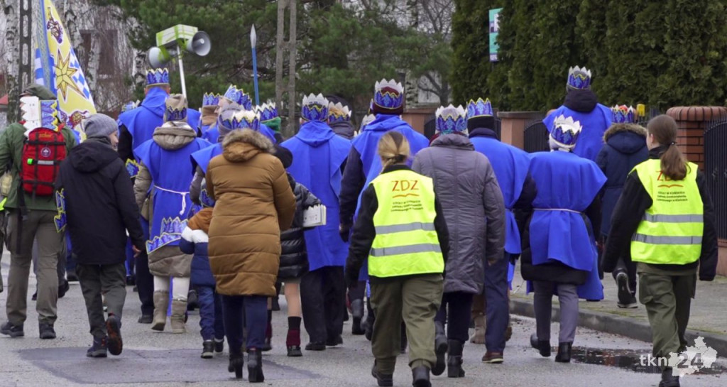 Trzej Królowie przybyli na konecki rynek [wideo, zdjęcia]