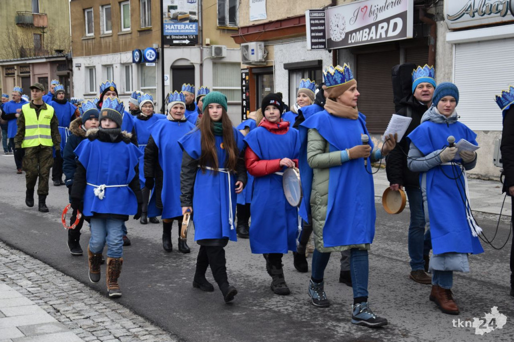 Trzej Królowie przybyli na konecki rynek [wideo, zdjęcia]