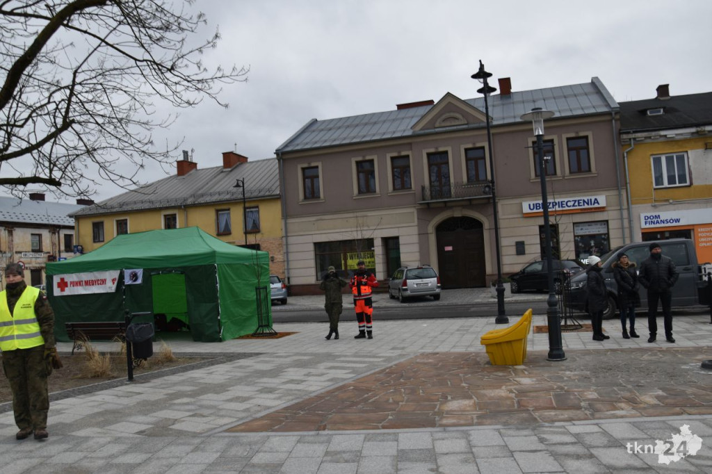 Trzej Królowie przybyli na konecki rynek [wideo, zdjęcia]