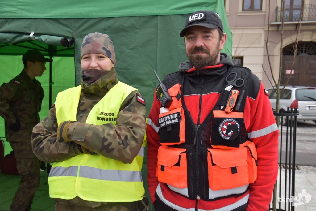 Trzej Królowie przybyli na konecki rynek [wideo, zdjęcia]