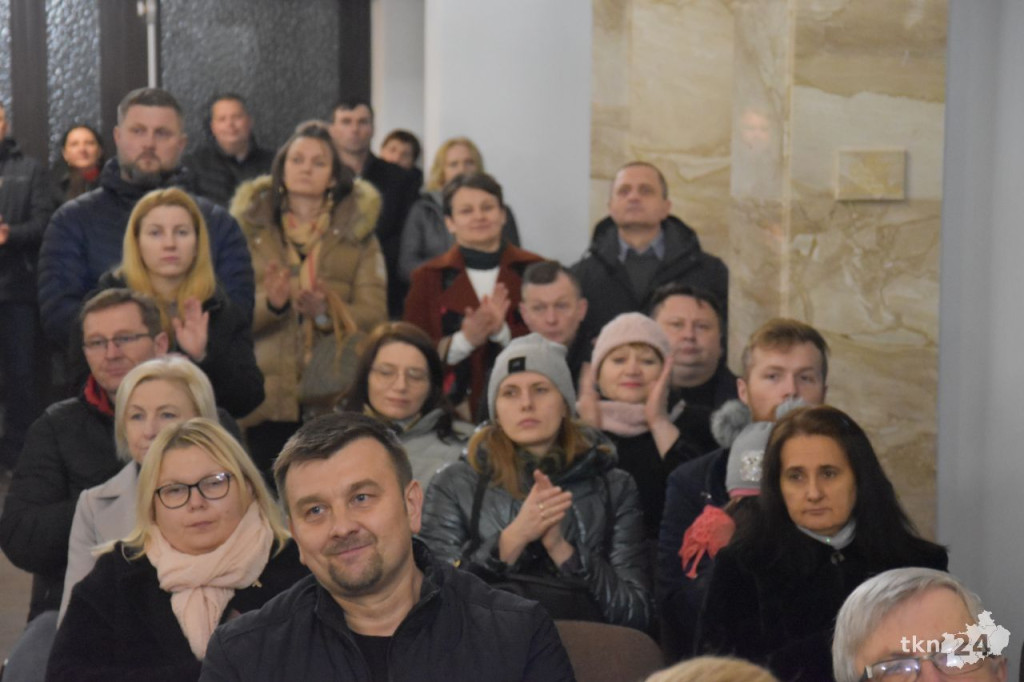 Nastrojowy Koncert Kolęd i Pastorałek w Końskich [wideo, zdjęcia]