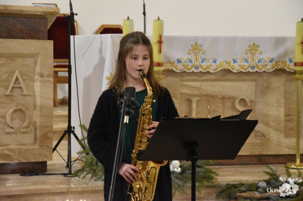 Nastrojowy Koncert Kolęd i Pastorałek w Końskich [wideo, zdjęcia]