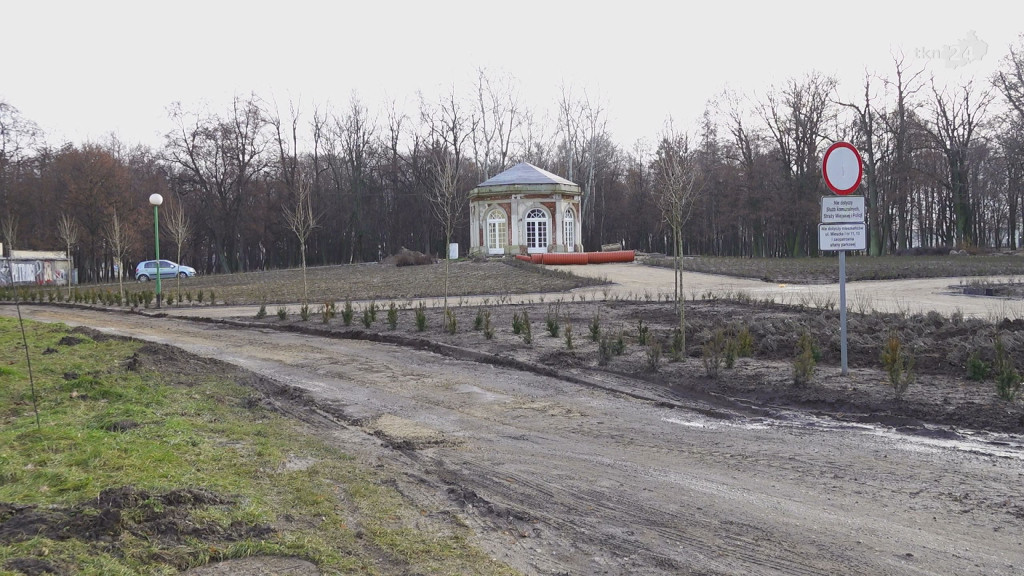 Prace w koneckim Parku Miejskim zmierzają ku końcowi [wideo, zdjęcia]