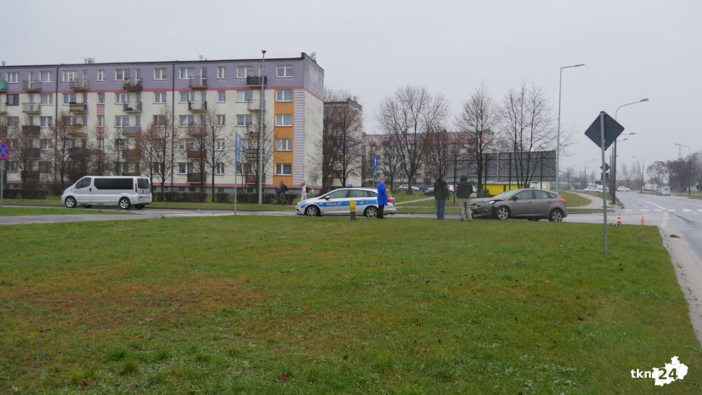 Kolizja na skrzyżowaniu obok Kauflandu [zdjęcia]