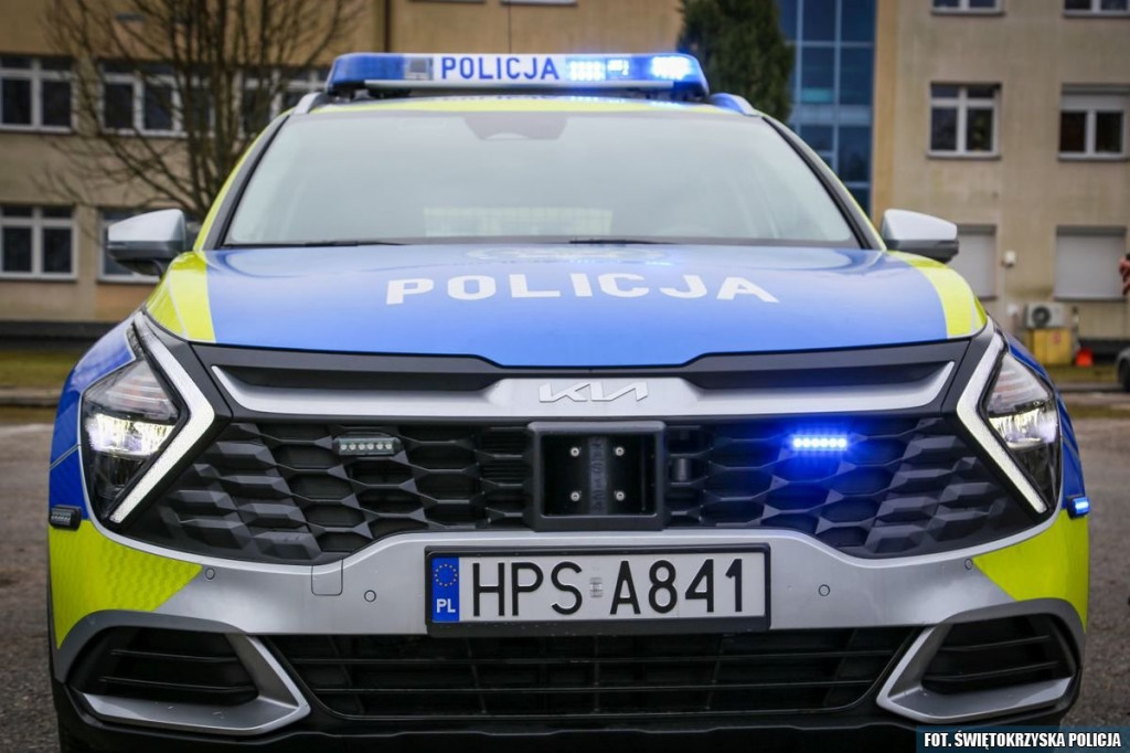 Policja z Końskich dostanie dwa nieoznakowane radiowozy [zdjęcia]