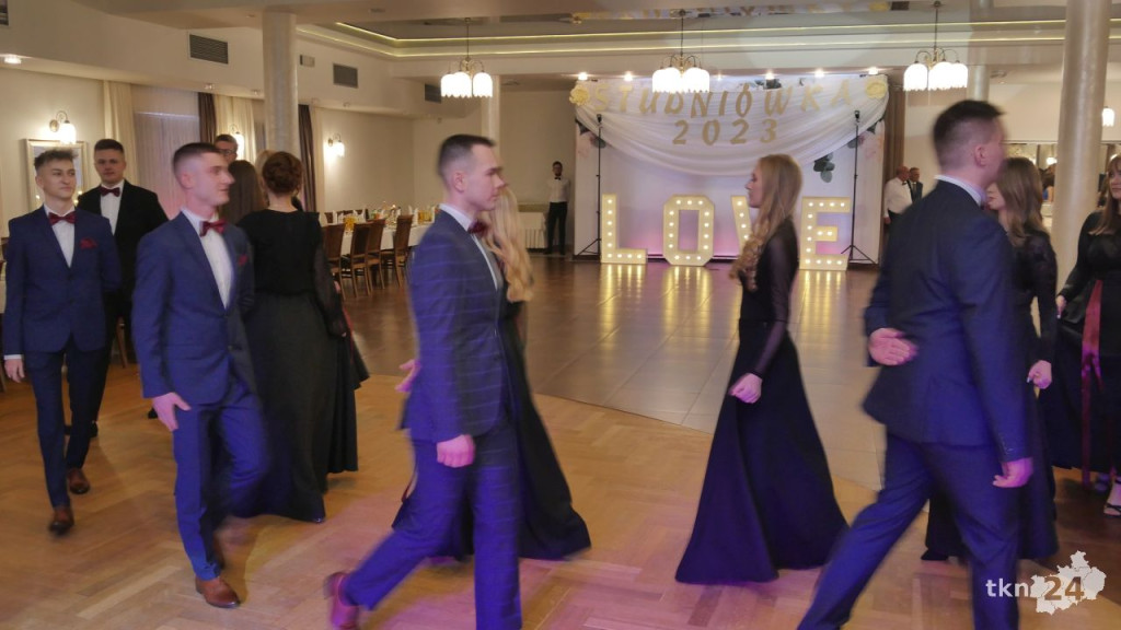 Piękny bal Mechanika na start sezonu studniówkowego 2023 [WIDEO, zdjęcia]