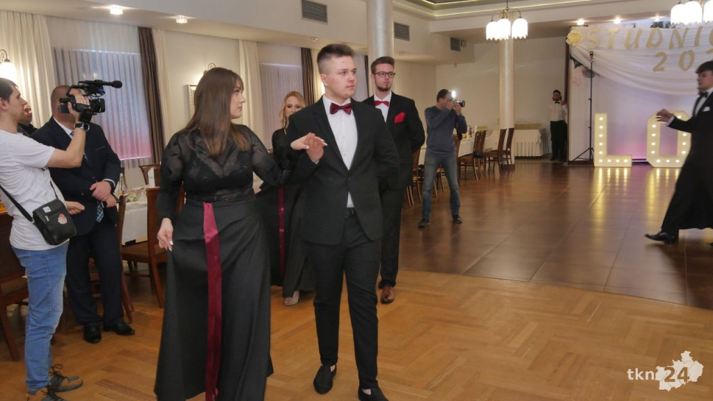 Piękny bal Mechanika na start sezonu studniówkowego 2023 [WIDEO, zdjęcia]