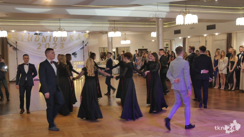 Piękny bal Mechanika na start sezonu studniówkowego 2023 [WIDEO, zdjęcia]
