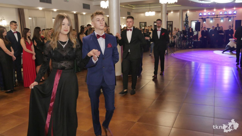 Piękny bal Mechanika na start sezonu studniówkowego 2023 [WIDEO, zdjęcia]