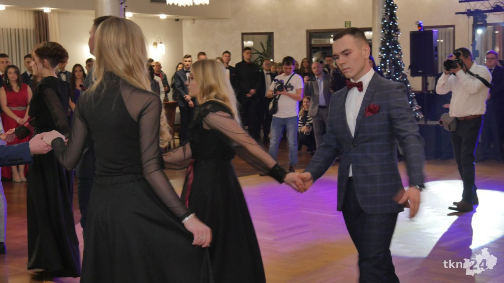 Piękny bal Mechanika na start sezonu studniówkowego 2023 [WIDEO, zdjęcia]