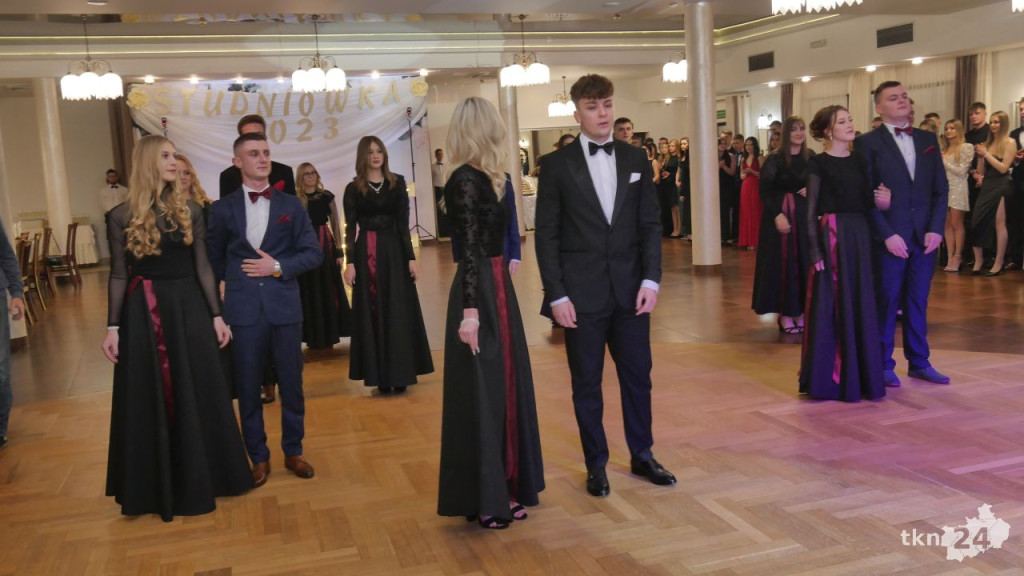 Piękny bal Mechanika na start sezonu studniówkowego 2023 [WIDEO, zdjęcia]