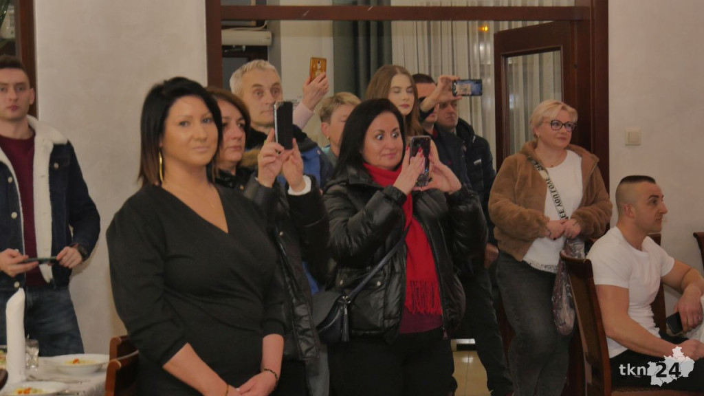 Studniówka 2023 ZSP 1 Końskie [skrót wideo, fotorelacja]