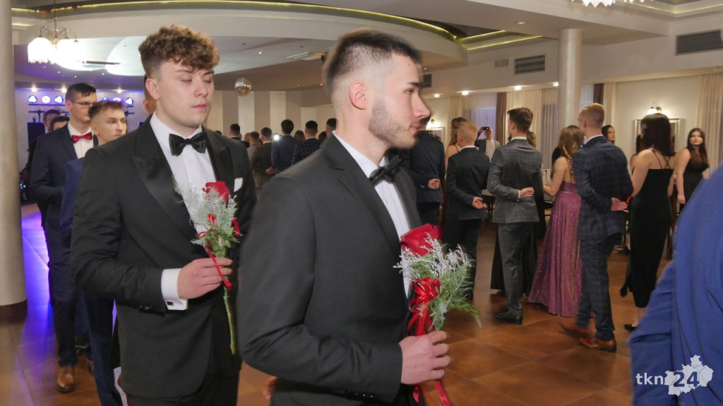 Piękny bal Mechanika na start sezonu studniówkowego 2023 [WIDEO, zdjęcia]