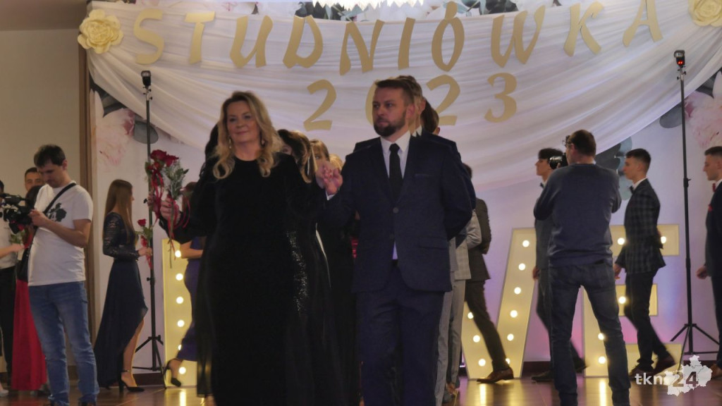 Piękny bal Mechanika na start sezonu studniówkowego 2023 [WIDEO, zdjęcia]