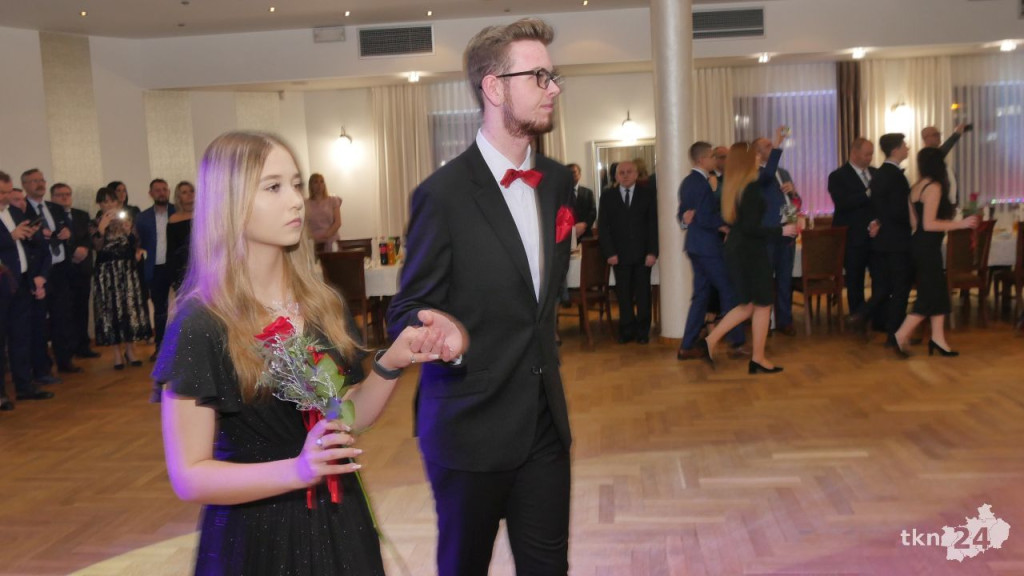 Piękny bal Mechanika na start sezonu studniówkowego 2023 [WIDEO, zdjęcia]