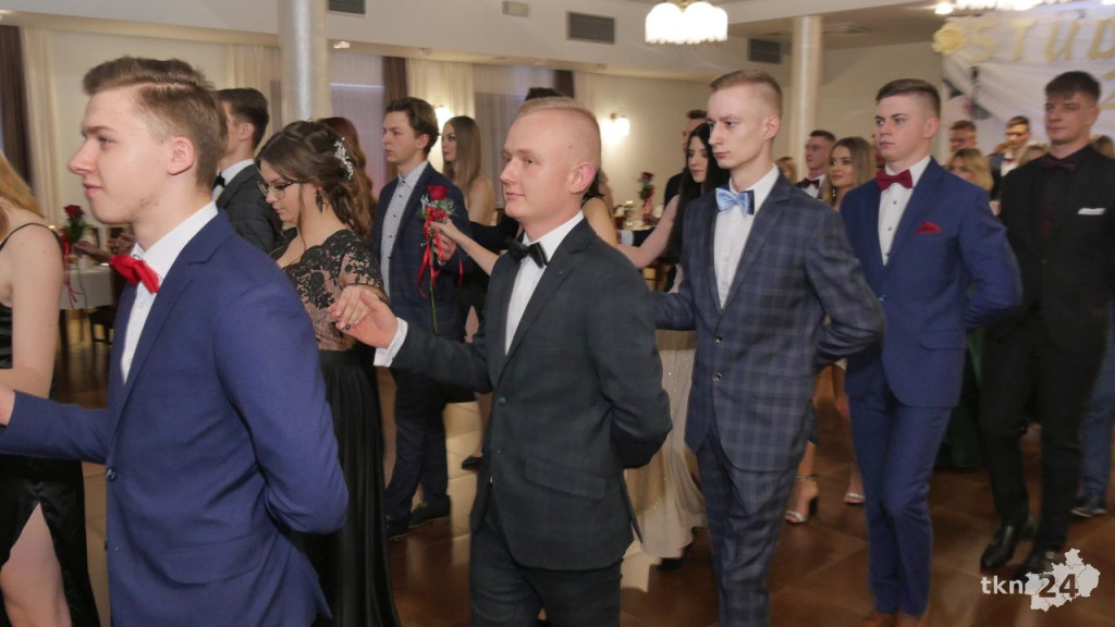 Piękny bal Mechanika na start sezonu studniówkowego 2023 [WIDEO, zdjęcia]