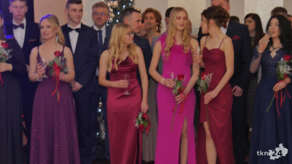 Piękny bal Mechanika na start sezonu studniówkowego 2023 [WIDEO, zdjęcia]