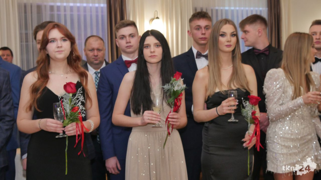 Piękny bal Mechanika na start sezonu studniówkowego 2023 [WIDEO, zdjęcia]