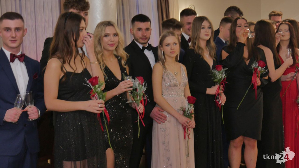 Piękny bal Mechanika na start sezonu studniówkowego 2023 [WIDEO, zdjęcia]