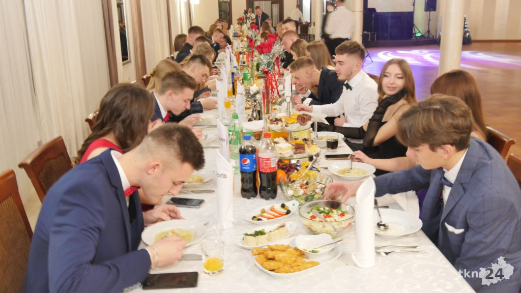 Piękny bal Mechanika na start sezonu studniówkowego 2023 [WIDEO, zdjęcia]