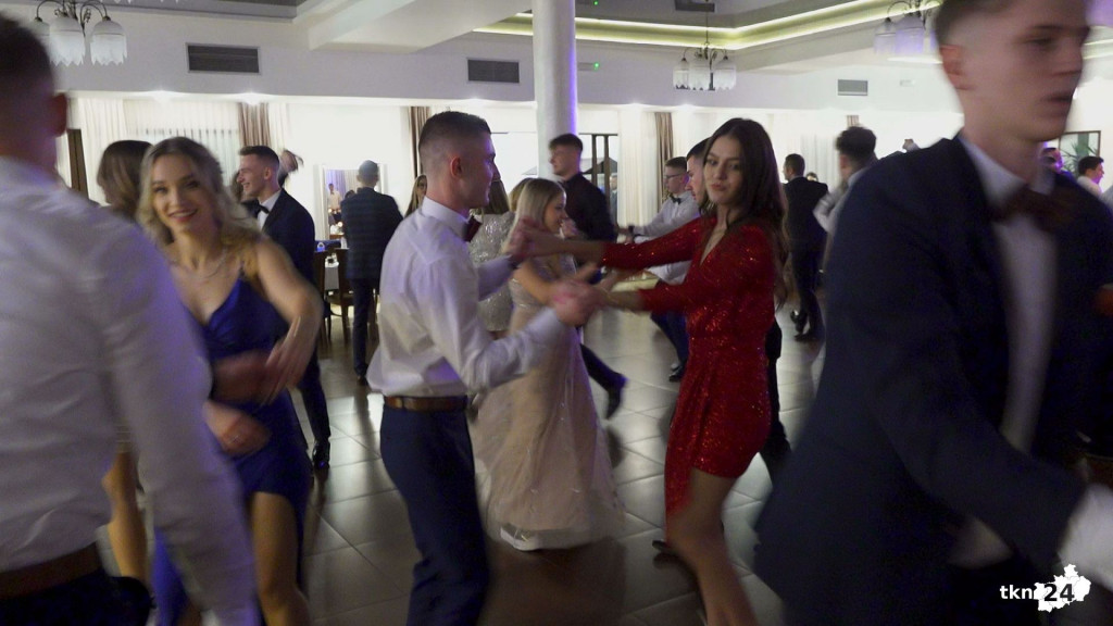 Piękny bal Mechanika na start sezonu studniówkowego 2023 [WIDEO, zdjęcia]