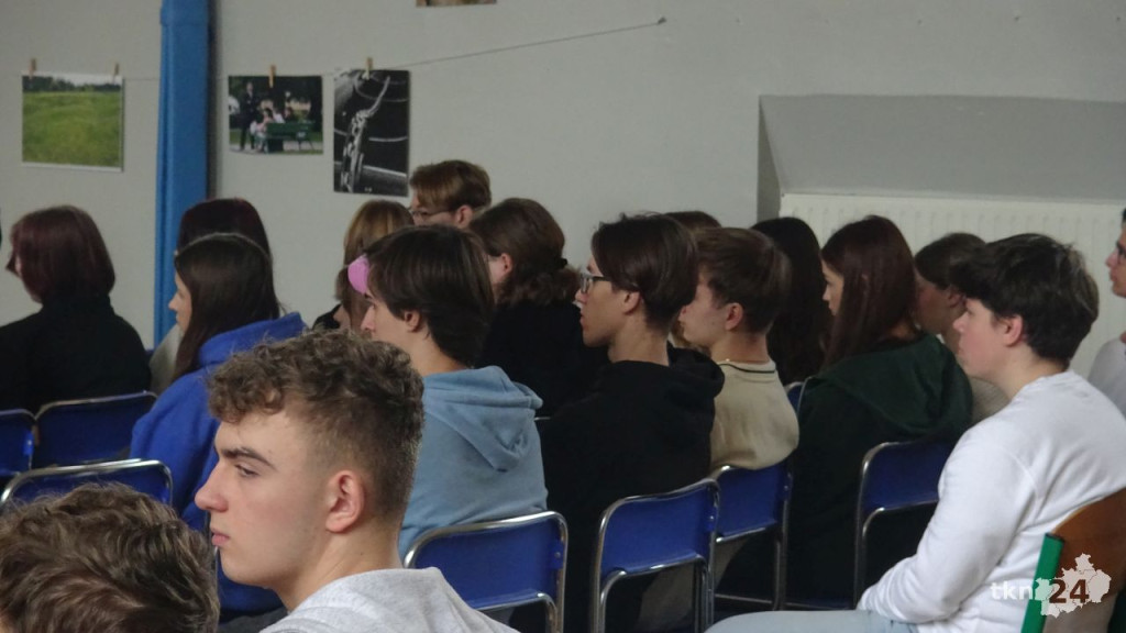 II LO realizowało geograficzny projekt z Uniwersytetem Warszawskim [wideo, zdjęcia]